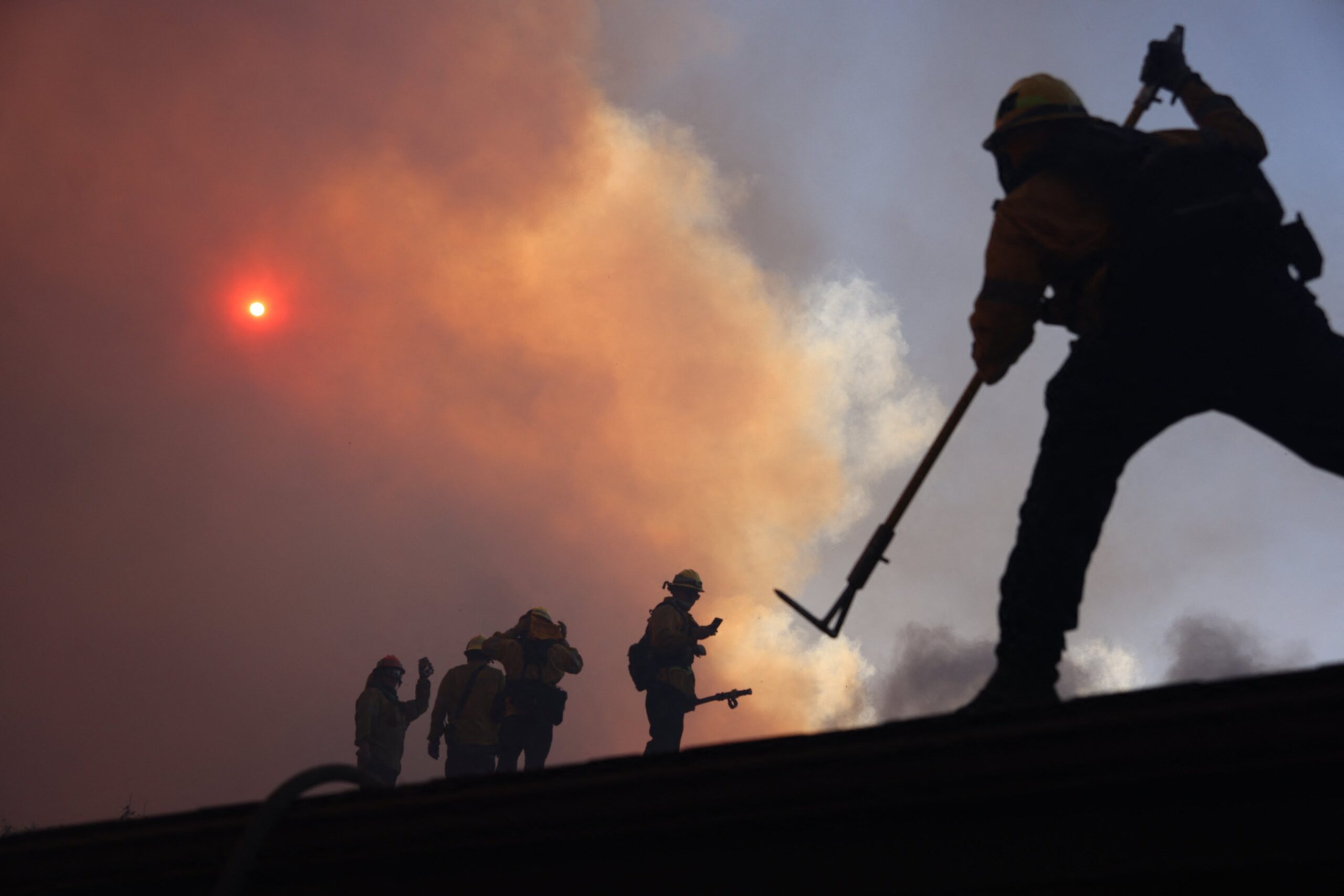 Após tres semanas, incêndios de Los Angeles estão completamente controlados