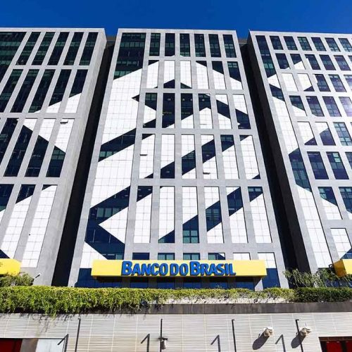 Bolsa da Argentina opera em alta e tenta recuperação após escândalo entre Milei e criptomoeda
